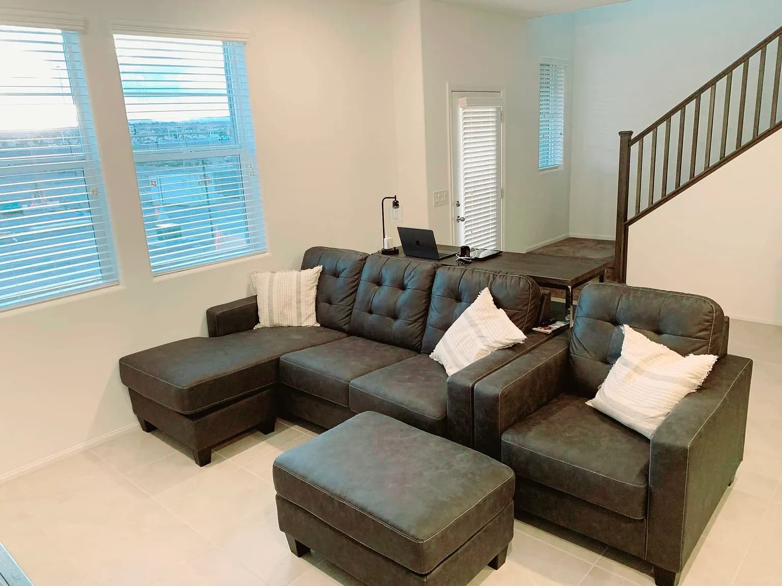 Bedroom or bath at 901 Almandine Pl — listing photo